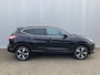 Nissan Qashqai 1.6 DIG-T N-Connecta + Design Pack, 1.500 kg trekgewicht, Panoramadak, PDC v+a, 360 Camera, Afneembare trekhaak