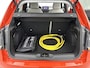 Fiat 600 600e EV La Prima 54 kWh 156 pk | Navigatie | Achteruitrijcamera | Kunstlederen Bekleding | Verwarmde Voorstoelen | Elektrische Achterklep met Sensor | LED Koplampen | Dodehoek Detectie | Adaptieve Cruise Control | 18" Lichtmetalen Velgen | Apple Carplay/Android Auto |