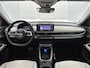 Fiat 600 600e EV La Prima 54 kWh 156 pk | Navigatie | Achteruitrijcamera | Kunstlederen Bekleding | Verwarmde Voorstoelen | Elektrische Achterklep met Sensor | LED Koplampen | Dodehoek Detectie | Adaptieve Cruise Control | 18" Lichtmetalen Velgen | Apple Carplay/Android Auto |