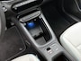 Fiat 600 600e EV La Prima 54 kWh 156 pk | Navigatie | Achteruitrijcamera | Kunstlederen Bekleding | Verwarmde Voorstoelen | Elektrische Achterklep met Sensor | LED Koplampen | Dodehoek Detectie | Adaptieve Cruise Control | 18" Lichtmetalen Velgen | Apple Carplay/Android Auto |