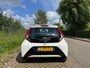 Toyota Aygo 1.0 VVT-i x-play, Camera, Apple CarPlay, Navigatie, 1e eigenaar, Dealer onderhouden, Boekjes aanwezig