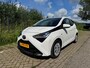 Toyota Aygo 1.0 VVT-i x-play, Camera, Apple CarPlay, Navigatie, 1e eigenaar, Dealer onderhouden, Boekjes aanwezig