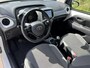 Toyota Aygo 1.0 VVT-i x-play, Camera, Apple CarPlay, Navigatie, 1e eigenaar, Dealer onderhouden, Boekjes aanwezig