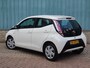 Toyota Aygo X x-nav 1.0 VVT-i 72pk | LAGE KM-STAND! | NAVI | CAMERA | AIRCO |