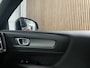 Volvo XC40 T4 Recharge R-Design | Schuifdak | Stoel en Stuurwielverwarming | Parkeercamera | Standkachel met Volvo On Call App | Leder alcantara bekleding met wit stiksel | Zitting verlenging voorstoelen | Cruise Control | 19 Inch | Keyless Drive | Parkeersensoren v .