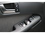 Mercedes-Benz E-klasse Estate 200 CGI Avantgarde 7G-Tronic Aut 135kW 184Pk 1e eigenaar BlueEfficiency Schuifdak LED Leer PDC Navi