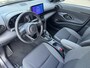 Toyota Yaris Cross 1.5 Hybrid DYNAMIC STOEL/STUURVERW BLIND SPOT PARK-SENSOREN KEYLESS 17'' LM-VELGEN CAMERA APPLE/ANDROID CLIMA AD-CRUISE