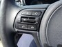 Kia e-Niro ExecutiveLine 64 kWh Meest luxe uitvoering | Schuifdak | Dealer onderhouden | Stoelverwarming + verkoeling | Geheugenstoelen