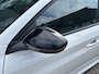 Peugeot 208 1.2 Hybrid 110 PK Allure | Hybride Elektrisch rijden met Automaat | 360 Graden Camera + Dodehoek detectie | Stoelverwarming |  LED Verlichting | Navigatie | Lichtmetalen Velgen | Cruise & Climate Control.