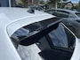 Peugeot 208 1.2 Hybrid 110 PK Allure | Hybride Elektrisch rijden met Automaat | 360 Graden Camera + Dodehoek detectie | Stoelverwarming |  LED Verlichting | Navigatie | Lichtmetalen Velgen | Cruise & Climate Control.