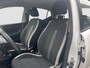 Hyundai i10 1.0 Comfort | Achterbank in delen neerklapbaar | Airco | Armsteun voor