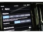 Volvo XC60 T6 350PK AWD Plus Black Edition | 360° | Luchtvering | Gevent. Nappaleer | Getint Glas | HK Audio | Stoel-& stuurverwarming