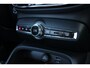 Volvo XC40 T4 Twin Engine 211pk GT Plus Bright | Pilot Assist | 18 Inch | All Seasonbanden | Parkeerverwarming | Stoel- en stuurverwarming | Camera achter | Elektrische achterklep | Drive Modes | Alarm | Draadloos telefoonoplader | Blis