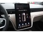 Volvo EX90 Twin Motor Performance Ultra 7p. 517pk 111 kWh | | Luchtvering | Adaptieve Cruise Control met Pilot Assist | Premium audio by Bowers & Wilkins | Elektrische voorstoelen + stuurwiel met geheugenfunctie | Verwarmbare voorstoelen + stuurwiel + achterbank | Panoramisch dak | Voorstoelen met massagefunctie | 360 Parkeercamera | Alarmklasse III | 4-Zone Climate Control | Head-Up Display | 22'' Lichtmetalen wielen |