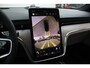 Volvo EX90 Twin Motor Performance Ultra 7p. 517pk 111 kWh | | Luchtvering | Adaptieve Cruise Control met Pilot Assist | Premium audio by Bowers & Wilkins | Elektrische voorstoelen + stuurwiel met geheugenfunctie | Verwarmbare voorstoelen + stuurwiel + achterbank | Panoramisch dak | Voorstoelen met massagefunctie | 360 Parkeercamera | Alarmklasse III | 4-Zone Climate Control | Head-Up Display | 22'' Lichtmetalen wielen |