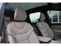 Volvo EX90 Twin Motor Performance Ultra 7p. 517pk 111 kWh | | Luchtvering | Adaptieve Cruise Control met Pilot Assist | Premium audio by Bowers & Wilkins | Elektrische voorstoelen + stuurwiel met geheugenfunctie | Verwarmbare voorstoelen + stuurwiel + achterbank | Panoramisch dak | Voorstoelen met massagefunctie | 360 Parkeercamera | Alarmklasse III | 4-Zone Climate Control | Head-Up Display | 22'' Lichtmetalen wielen |
