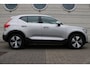 Volvo XC40 T4 Automaat Twin Engine Core Bright | Pilot Assist | Camera achter | Elektrische achterklep | Stoel- en stuurverwarming | Blis | All Seasonbanden | Parkeerverwarming | Drive Modes | Apple Carplay | Android Auto