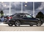 BMW 3-Serie 318i Executive Edition M-Sport | Pano | Camera | 19"