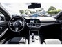BMW 3-Serie 318i Executive Edition M-Sport | Pano | Camera | 19"