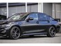 BMW 3-Serie 318i Executive Edition M-Sport | Pano | Camera | 19"
