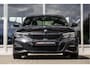 BMW 3-Serie 318i Executive Edition M-Sport | Pano | Camera | 19"