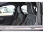 Volvo EC40 Extended Range 252PK Plus 82 kWh | Trekhaak | Nubuck | Climate Pack | Privacy glas
