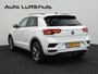 Volkswagen T-Roc 1.5 TSI DSG R-line Virtual cockpit Camera Lane