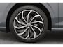Volkswagen Golf 1.5 eTSI DSG Style Virtual Cockpit, Head-Up, IQ-Light, ACC, Apple Carplay, Sfeerverlichting, 17''