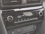 Toyota Yaris Cross 1.5 Hybrid 130 TeamPlayer Automaat Dynamic / tot 10 Jaar Garantie / Winter Pakket / Safety Pakket / Adaptief CC / Stuur-, Stoel en voorruitverwarming / Draadloze telefoon lader / Apple Carplay Android Auto / Achteruitrijcamera /
