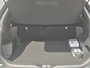 Toyota Yaris Cross 1.5 Hybrid 130 TeamPlayer Automaat Dynamic / tot 10 Jaar Garantie / Winter Pakket / Safety Pakket / Adaptief CC / Stuur-, Stoel en voorruitverwarming / Draadloze telefoon lader / Apple Carplay Android Auto / Achteruitrijcamera /