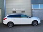Ford Focus Wagon 1.0 EcoBoost Titanium Airco / Stoelverw / Trekhaak / APK 02-2026