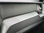 Volvo XC60 2.0 T6 Plug-in hybrid AWD Ultimate Dark | Bowers & Wilkins High end audio | Trekhaak | Luchtvering | Stoel/Stuur verwarming | Pilot assist | 360° camera | Adaptieve cruise | Pilot assist |
