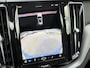 Volvo XC60 2.0 T6 Plug-in hybrid AWD Ultimate Dark | Bowers & Wilkins High end audio | Trekhaak | Luchtvering | Stoel/Stuur verwarming | Pilot assist | 360° camera | Adaptieve cruise | Pilot assist |