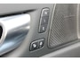 Volvo XC60 T6 350PK Automaat AWD Ultimate Bright Head up display / Google infotainment / Panoramisch schuif-kanteldak / Lederen bekleding / 20" lichtmetalen velgen / Apple Carplay