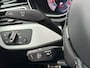 Audi A4 Avant 35 TFSI S-line Automaat | Panoramadak | Adaptieve cruise control | Grootlicht assistentie| Afgevlakt stuurwiel | Climate control | Getint glas | Zwart optiek | Parkeersensoren voor en achter