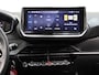 Peugeot 208 100PK Allure | AUTOMAAT | AppleCarplay/Android Auto | Parkeersensoren | FULL LED | Navigatie | Lederen Stuurwiel | Climate Control | Cruise Control | 16" LMV | Isofix | Privacy Glass |