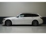 BMW 3-Serie Touring 330e Business Edition Plus | Adaptive cruise | Trekhaak wegkl. | Navigatie | Camera | Apple Carplay