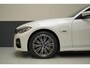 BMW 3-Serie Touring 330e Business Edition Plus | Adaptive cruise | Trekhaak wegkl. | Navigatie | Camera | Apple Carplay
