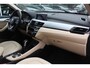 BMW X1 sDrive20i Centennial High Exe. / Trekhaak / Camera / Head-Up / Leder / Groot Navi. / 17'' / LED / Stuur + Stoelverwarming / Cruise Control