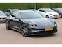 Porsche Taycan Sport Turismo 93 kWh / SoH 90.8% / Panoramadak / Camera / Adaptieve stoelen / Luchtvering / 21'' / Bose / Keyless / Sportchrono / Stoelverwarming / DAB / ACC