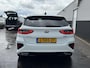 Kia Ceed 1.0 T-GDi GT-Line Schuif/kanteldak, Stoel- & Stuurwiel verwarmd, NL-auto, Navigatie, Achteruitrijcamera, Smart Key, Climate control