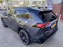 Toyota RAV4 2.5 Hybrid BI-TONE STOEL/STUURVERW 360°CAMERA JBL-AUDIO BLIND SPOT 19'' LM-VELGEN EL-ACHTERKLEP NAVI APPLE/ANDROID CLIMA