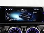 Mercedes-Benz A-klasse 180 AMG Line | Panoramadak | Wide Screen | Sfeerverlichting | Sportstoelen | Camera | DAB |  Climate Control | Navigatie | Stoelverwarming | Dodehoek detectie | Multibeam LED |
