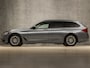 BMW 5-Serie Touring 520d High Executive Sportline 191Pk Automaat (APPLE CARPLAY, LEDER, SFEERVERLICHTING, GETINT GLAS, ELEK SPORTSTOELEN, STOELVERWARMING, VIRTUAL COCKPIT, NIEUWE APK, NIEUWSTAAT)