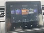 Renault Captur 1.6 E-Tech full hybrid 145 evolution Automaat / Dealer onderhouden / Navigatie / Apple Carplay Android / Climate Control / 17" LM wielen met All Season banden /