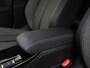 Peugeot 2008 1.2 Hybrid 136 Allure | Stoelverwarming | Remote services | Parkeersensoren achter | Cruise control | Automatisch dimmende binnenspiegel |