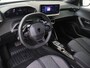 Peugeot 2008 1.2 Hybrid 136 Allure | Stoelverwarming | Remote services | Parkeersensoren achter | Cruise control | Automatisch dimmende binnenspiegel |