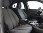 Peugeot 2008 1.2 Hybrid 136 Allure | Stoelverwarming | Remote services | Parkeersensoren achter | Cruise control | Automatisch dimmende binnenspiegel |