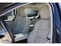 Volvo S60 Recharge T6 AWD Ultimate Bright | Bowers & Wilkins Audiosysteem | Panoramadak met  Schuif-/Kantelfunctie |  | Verwarmbare Voorstoelen met massagefunctie en ventilatie| Adaptieve Cruise Control Met Pilot Assist | 4-Zone Electronic Climate Control | Grafisch Head-up Display |