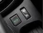 Renault Captur 1.2 TCe Dynamique Sport Automaat (NAVIGATIE, CLIMATE, CAMERA, GETINT GLAS, XENON, SPORTSTOELEN, PARKEERSENSOREN, KEYLESS ENTRY, CRUISE, LM VELGEN, NIEUWSTAAT)